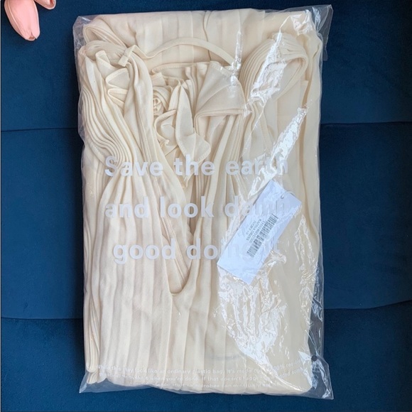 Reformation Rafina dress - Picture 11 of 16